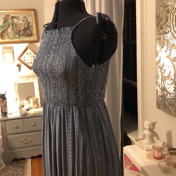 Boho Maxi Dress - Picture 3 of 7